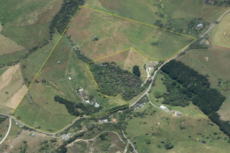 Photo of property in 245 Anderson Road, Helensville, 0875