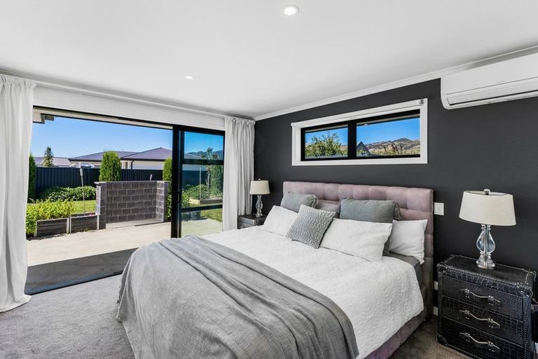 Photo of property in 24 Ethereal Crescent, Mount Pisa, Cromwell, 9383