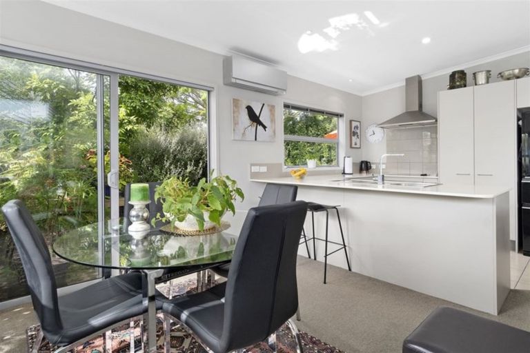 Photo of property in 12 Tory Way, Omokoroa, 3114