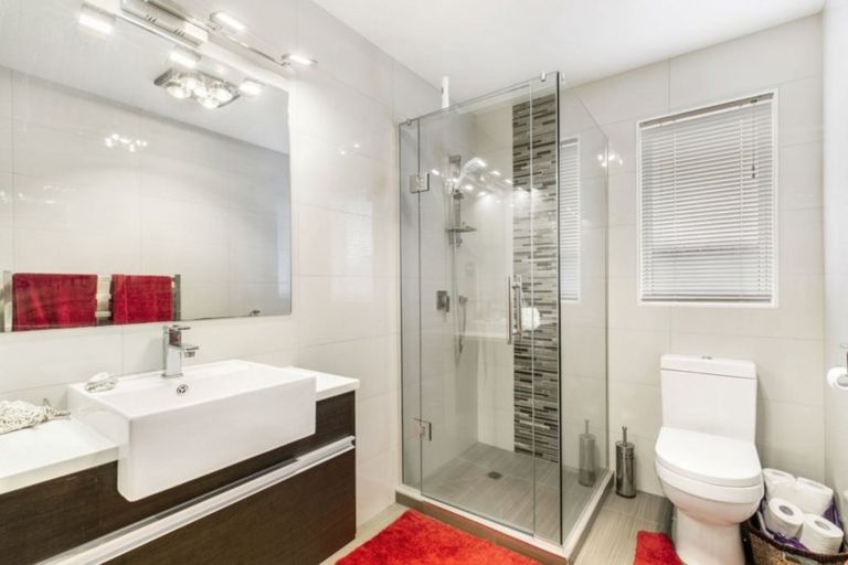 Photo of property in 111a Moore Street, Howick, Auckland, 2014