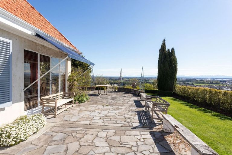 Photo of property in 39 Bengal Drive, Cashmere, Christchurch, 8022