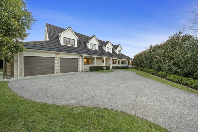 Photo of property in 11 Revell Court, Pukekohe, 2120