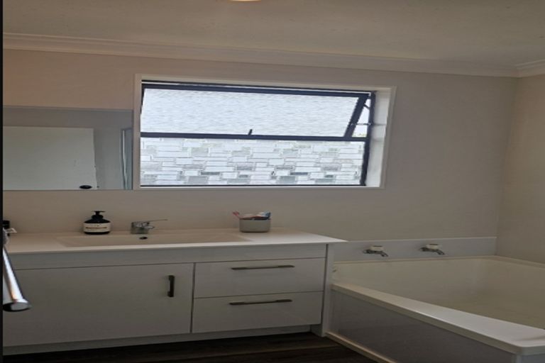 Photo of property in 22 Blomfield Street, Nawton, Hamilton, 3200