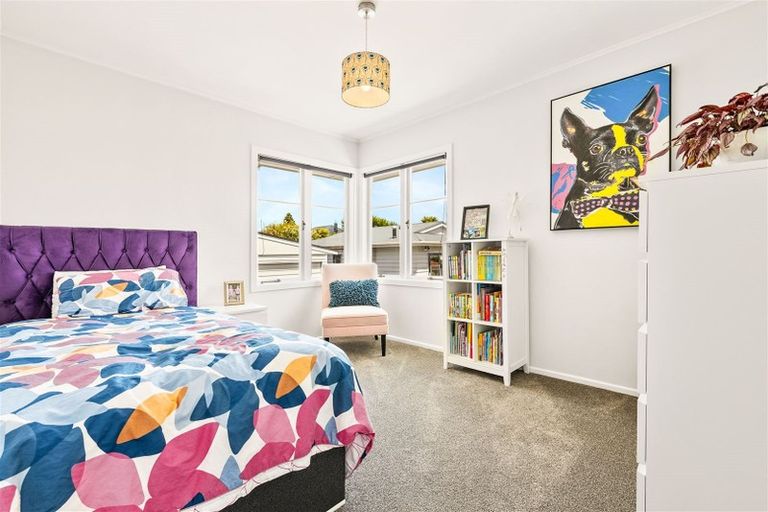 Photo of property in 57 Waipani Road, Te Atatu Peninsula, Auckland, 0610