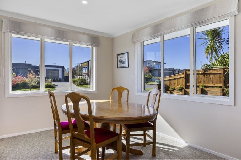 Photo of property in 4 Tuhua Close, Wharewaka, Taupo, 3330