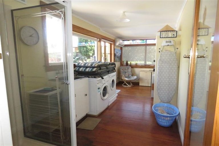 Photo of property in 41 Barrett Street, Westown, New Plymouth, 4310