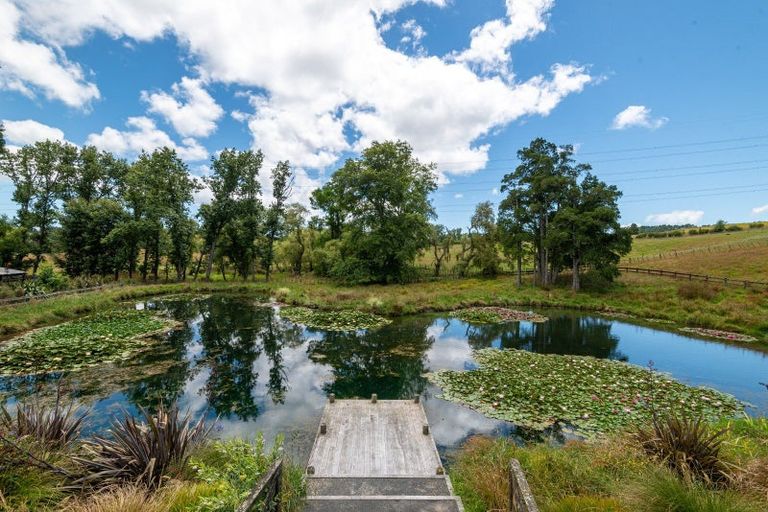 Photo of property in 75 Sutton Road, Brookby, Manurewa, 2576