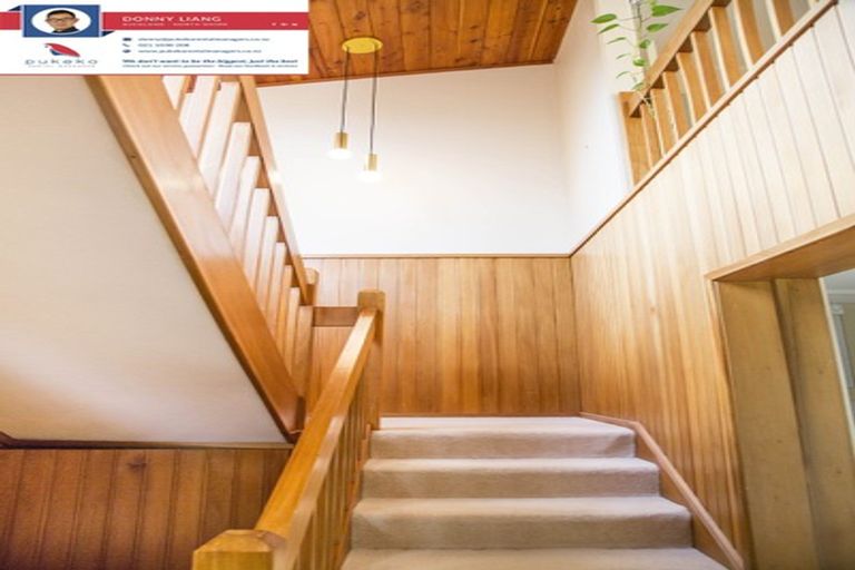 Photo of property in 45 Saddleback Rise, Murrays Bay, Auckland, 0630