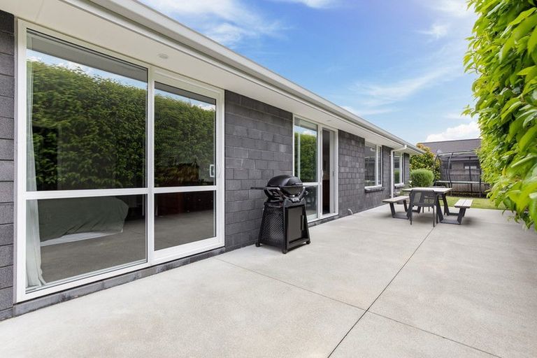 Photo of property in 81 Jarrett Terrace, Leamington, Cambridge, 3432