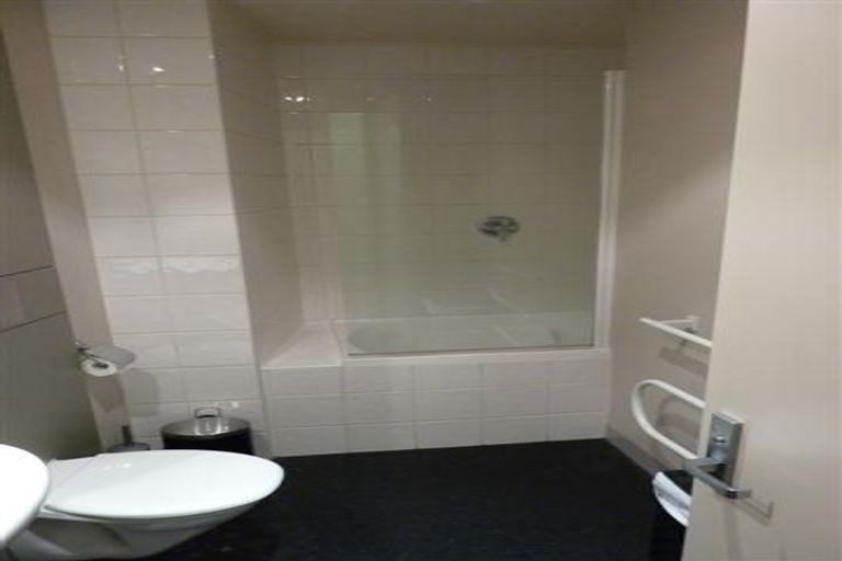 Photo of property in Gerondis Bldg Apartments, 310/60 Willis Street, Wellington Central, Wellington, 6011