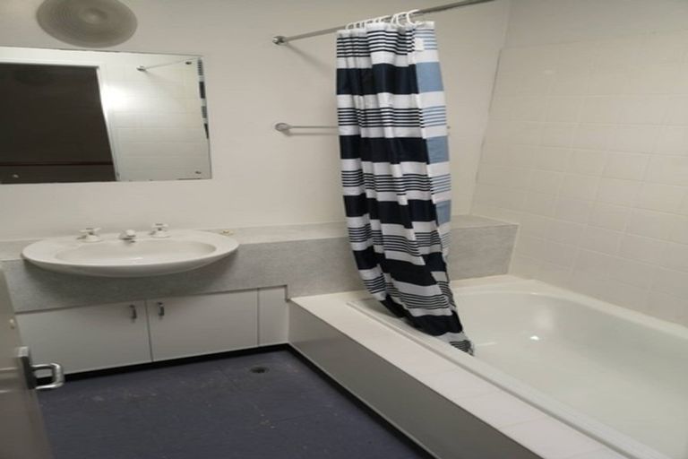 Photo of property in 1/28 Armagh Street, Christchurch Central, Christchurch, 8013