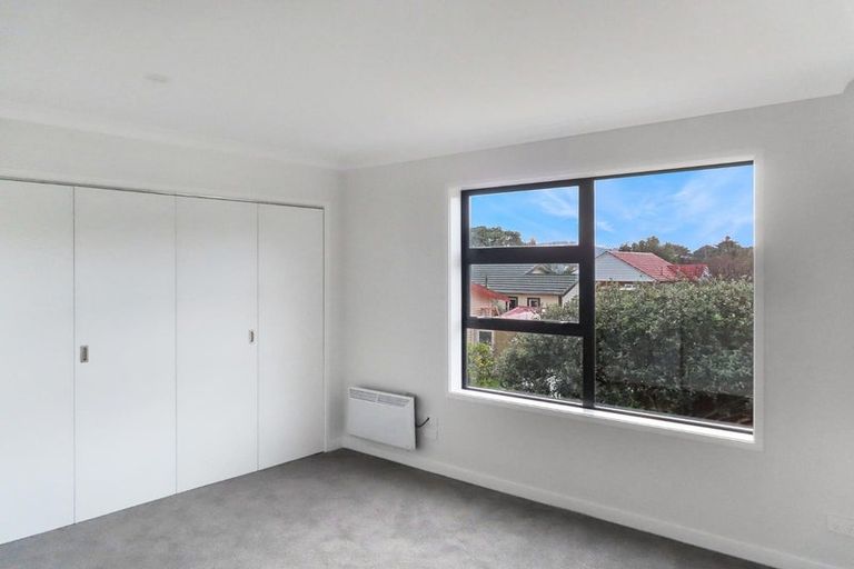 Photo of property in 90c Cambridge Terrace, Waterloo, Lower Hutt, 5011