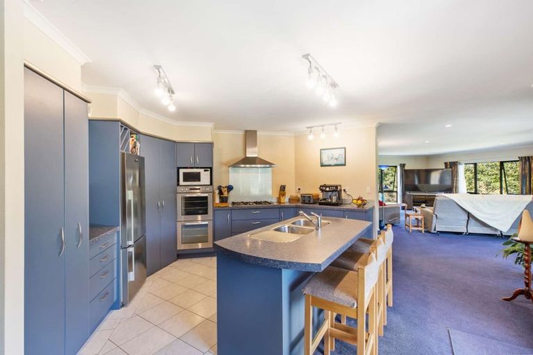 Photo of property in 12 Gleaming Place, Waiuku, 2123