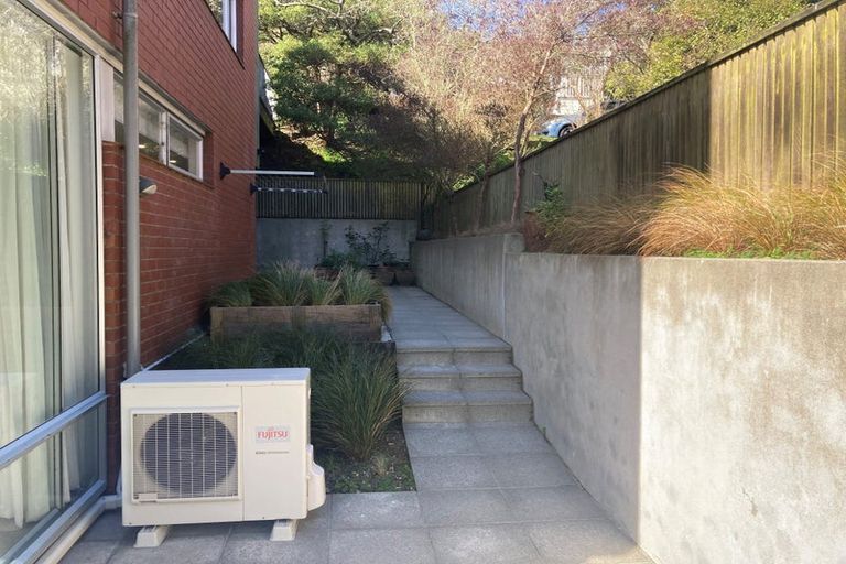 Photo of property in 2b Leslie Street, Wadestown, Wellington, 6012