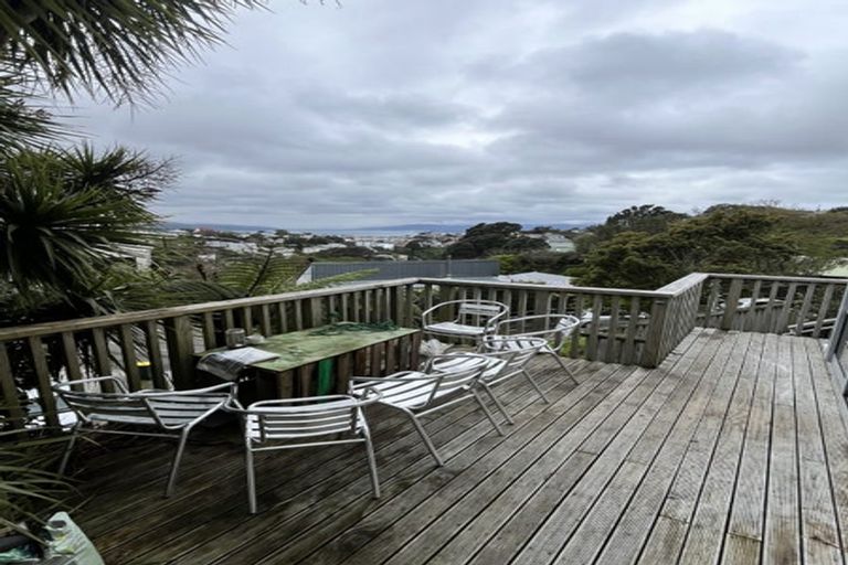 Photo of property in 18 Norna Crescent, Kelburn, Wellington, 6012