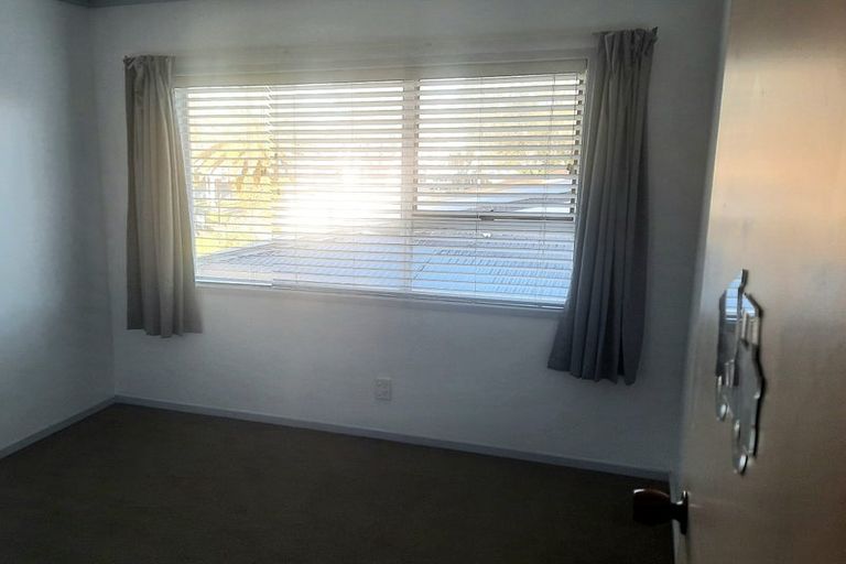 Photo of property in 3/421 Hibiscus Coast Highway, Orewa, 0931