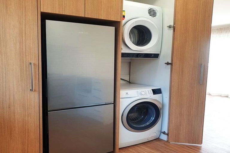 Photo of property in 7b Chamberlain Road, Karori, Wellington, 6012