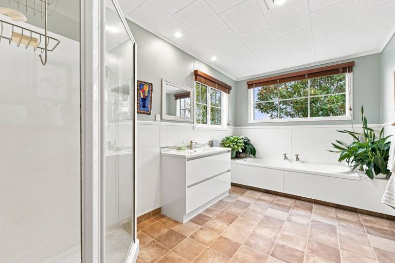 Photo of property in 8a Tirimoana Place, Otamatea, Whanganui, 4501