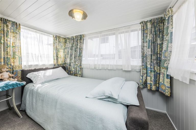 Photo of property in 19 Omagh Avenue, Papatoetoe, Auckland, 2025