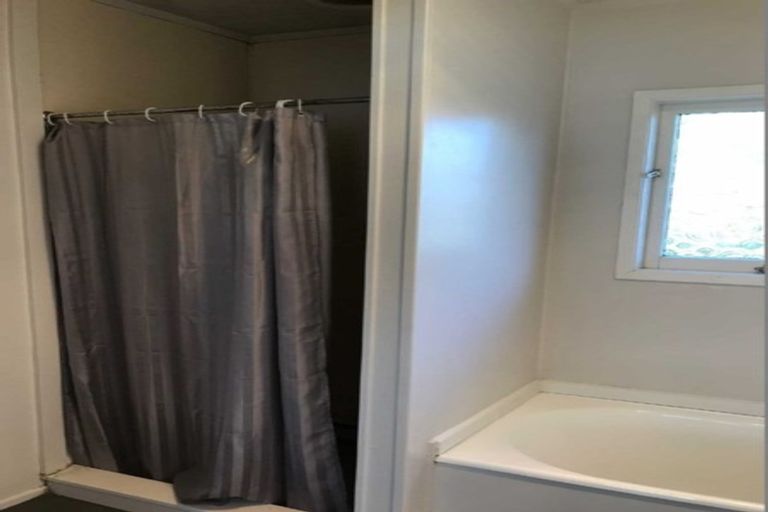 Photo of property in 3 Damian Way, Weymouth, Auckland, 2103