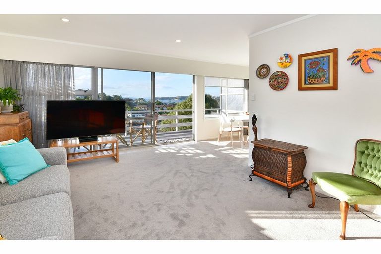 Photo of property in 18a Tower Hill, Stanmore Bay, Whangaparaoa, 0930