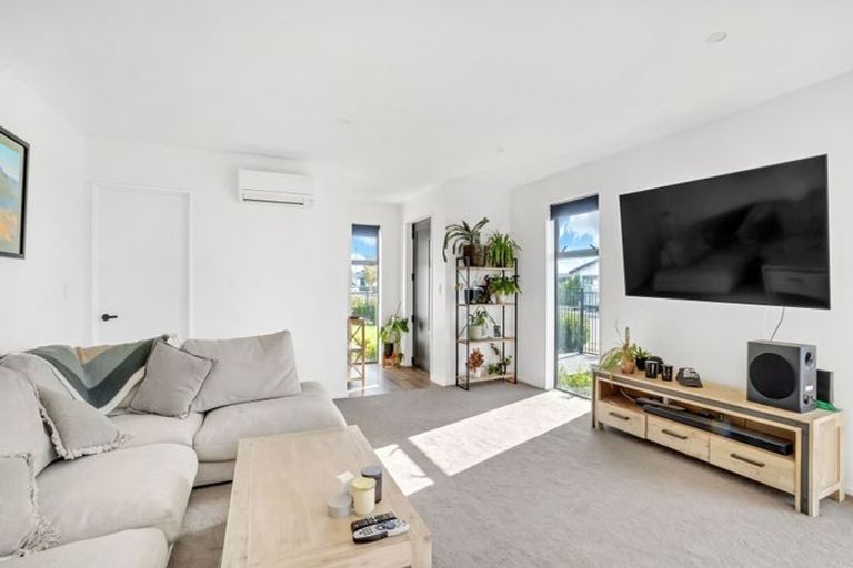 Photo of property in 38 Pakohe Street, Pegasus, 7612