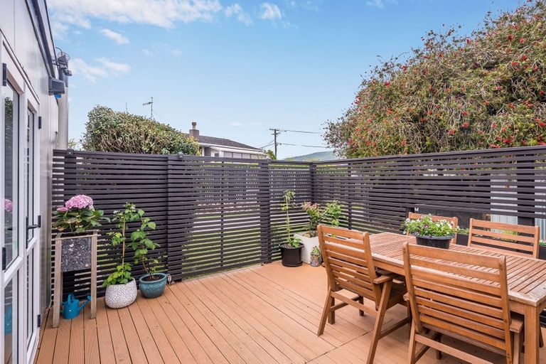 Photo of property in 39 Raumati Road, Raumati Beach, Paraparaumu, 5032