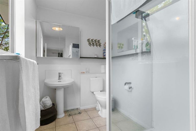 Photo of property in 5 South Road, Waipu, 0510