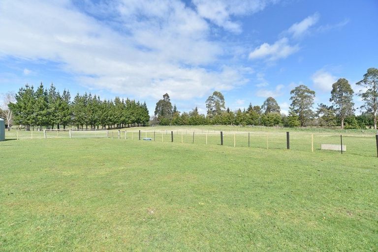 Photo of property in 194 Fishers Road, Loburn, Rangiora, 7473