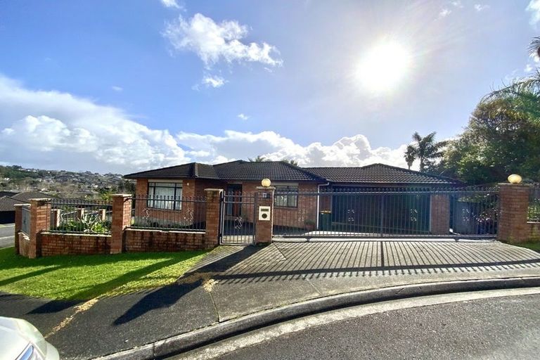 Photo of property in 4 Luna Place, Henderson, Auckland, 0612