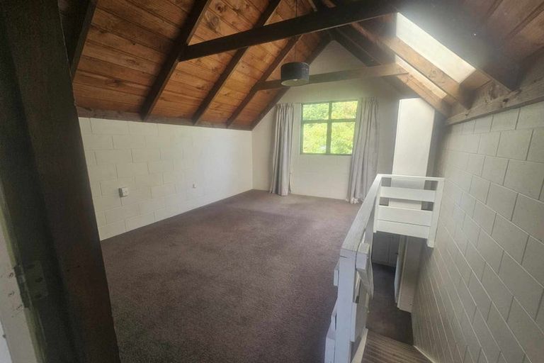 Photo of property in 5a Tapestry Grove, Silverstream, Upper Hutt, 5019