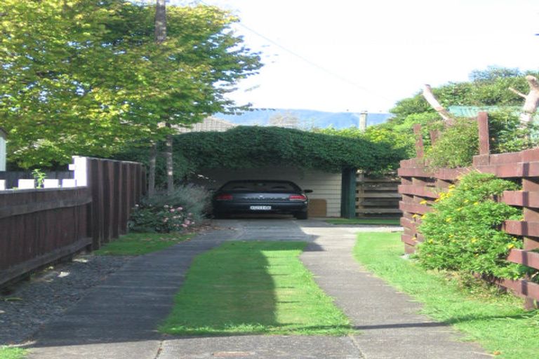 Photo of property in 64a Golders Road, Elderslea, Upper Hutt, 5018