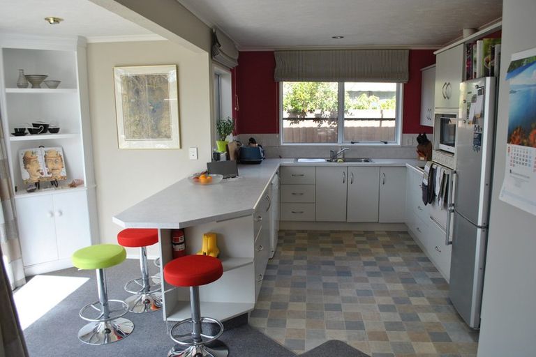 Photo of property in 32 Kedleston Drive, Avonhead, Christchurch, 8042