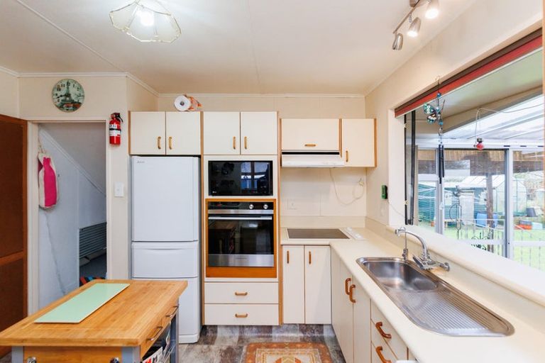 Photo of property in 18 Wilson Street, Bulls, 4818