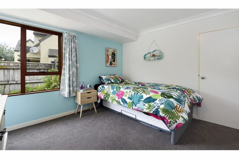 Photo of property in 11 Stagg Place, Brightwater, 7022