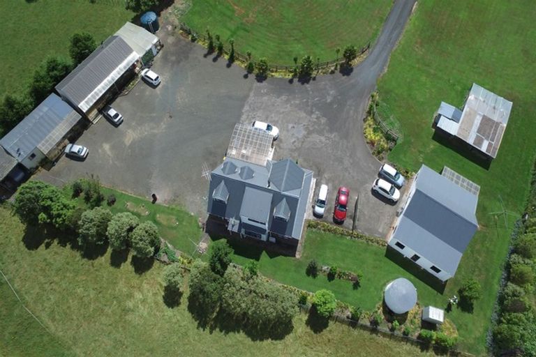 Photo of property in 613 Great South Road, Runciman, Drury, 2578