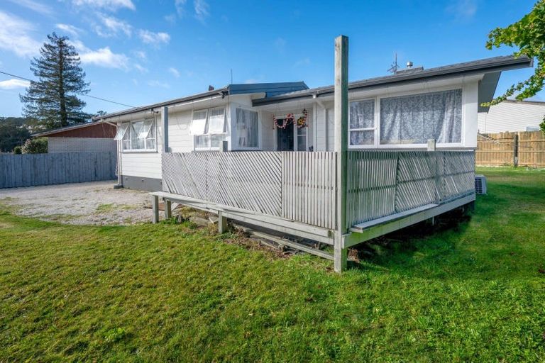 Photo of property in 35 Mckee Avenue, Fenton Park, Rotorua, 3010