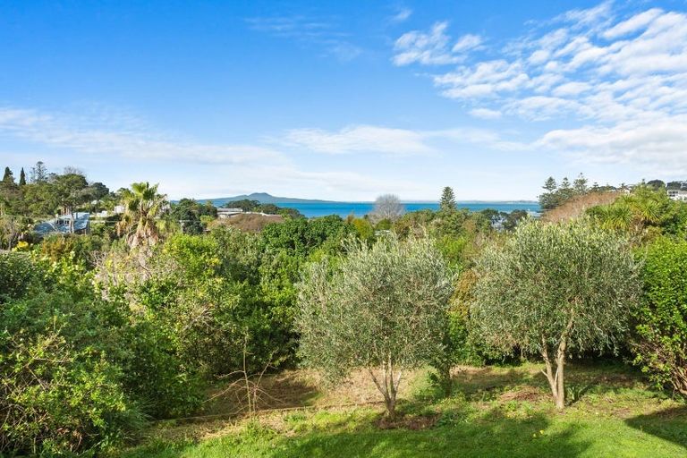 Photo of property in 127 Deep Creek Road, Torbay, Auckland, 0630