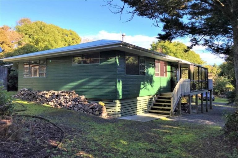 Photo of property in 2483 Papatowai Highway, Papatowai, Owaka, 9586