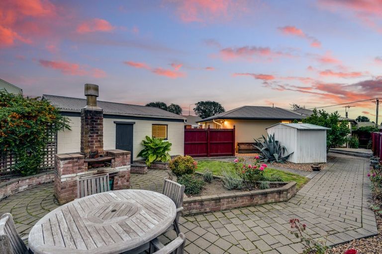 Photo of property in 6 Thompsons Road, Belfast, Christchurch, 8051