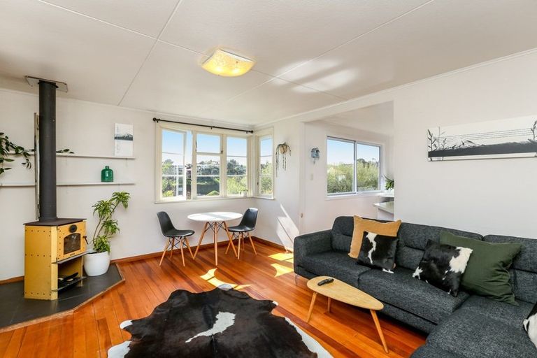 Photo of property in 89 Frankley Road, Frankleigh Park, New Plymouth, 4310