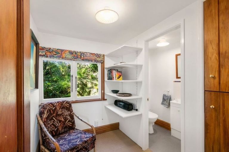 Photo of property in 18 Korimako Road, Days Bay, Lower Hutt, 5013