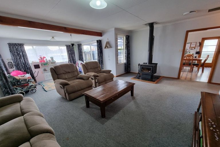 Photo of property in 47 Albert Street, Pahiatua, 4910