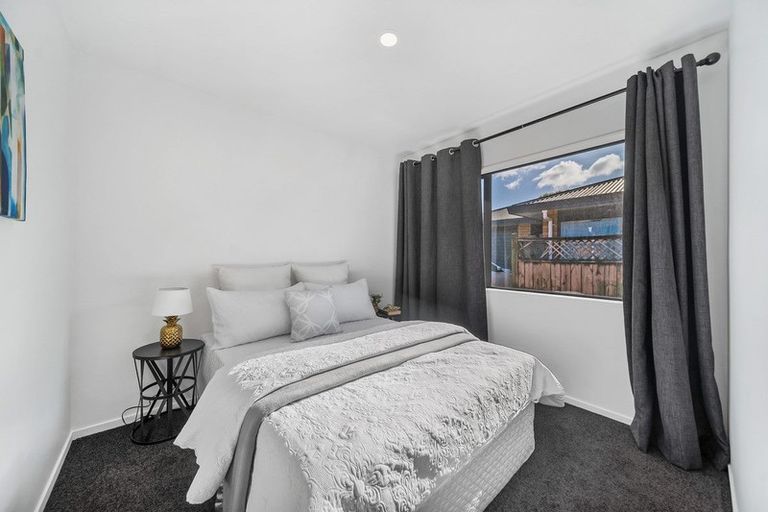 Photo of property in 8 Alderson Lane, Favona, Auckland, 2024