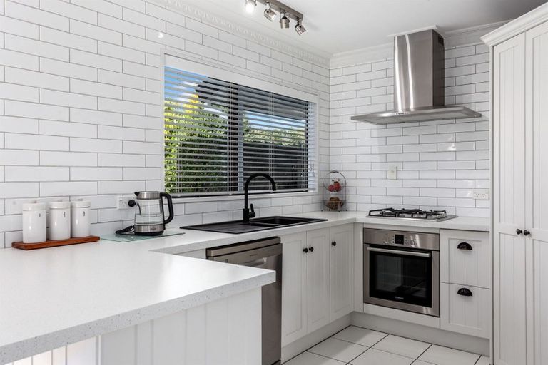 Photo of property in 1 Windsor Rise, Whakatane, 3120