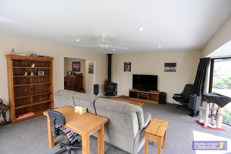 Photo of property in 14 Westfield Avenue, Templeton, Christchurch, 8042