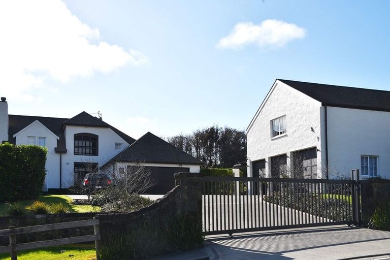 Photo of property in 12 Regis Lane, Flat Bush, Auckland, 2019