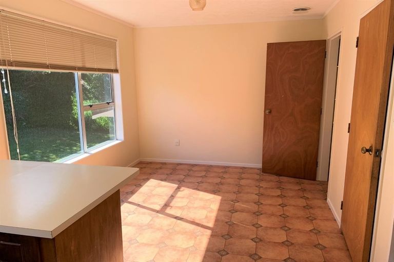 Photo of property in 11 Tullamore Way, Johnsonville, Wellington, 6037