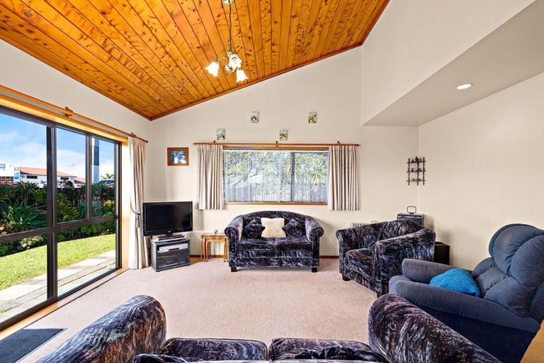 Photo of property in 1a Kauri Crescent, Snells Beach, 0920