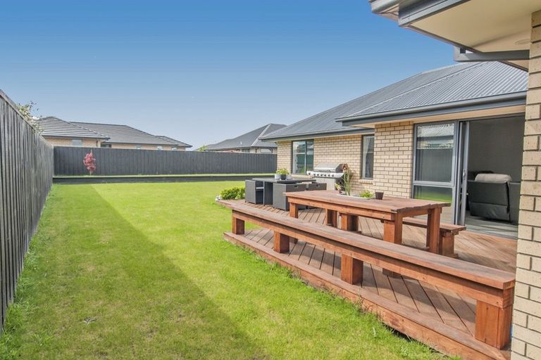 Photo of property in 7 Northmoor Boulevard, Rolleston, 7615